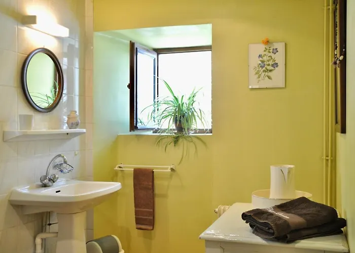 فندق مبيت وإفطار Chez Lucien Trébas